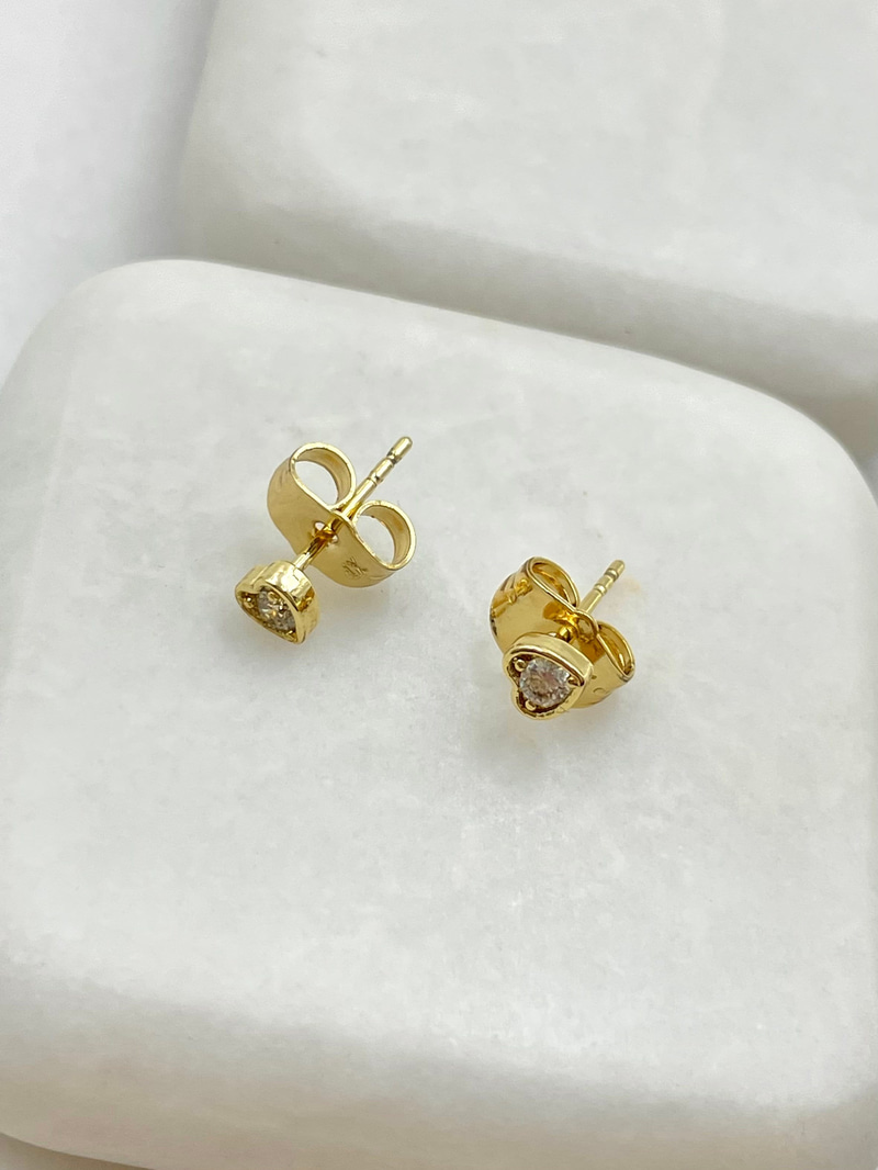 Özel Seri Gold Detaylı Minimal Kalp Küpe 0.3 cm Gold