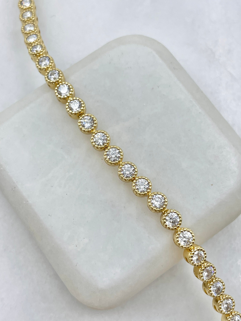 Özel Seri İşlemeli Sıvalı Daire Su Yolu Bileklik Gold