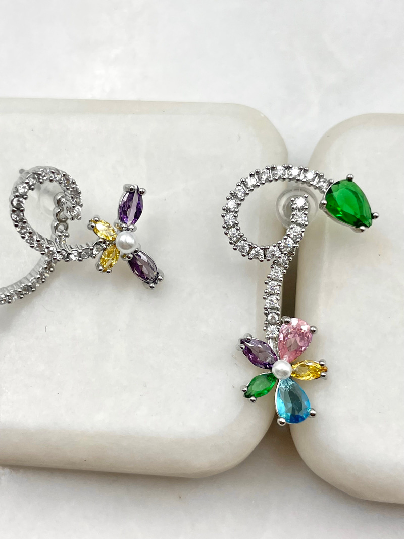 Renkli Kristal Taşlı Çiçek Tasarım Küpe Gümüş