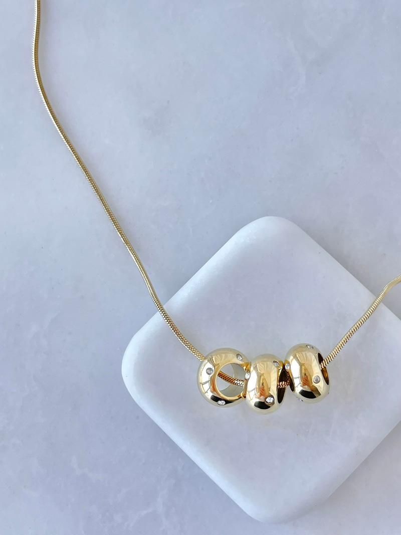 Çelik Üçlü Bombe Silindir Kolye Gold