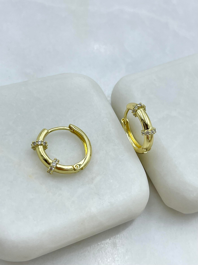 Özel Seri Gömme Taşlı Halka Küpe Gold