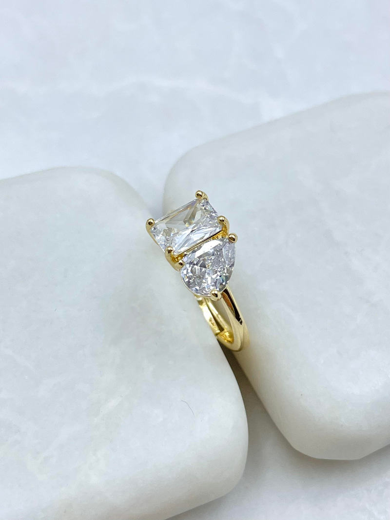 Altın Kaplama Kare ve Damla Kristal Taşlı Yüzük Gold