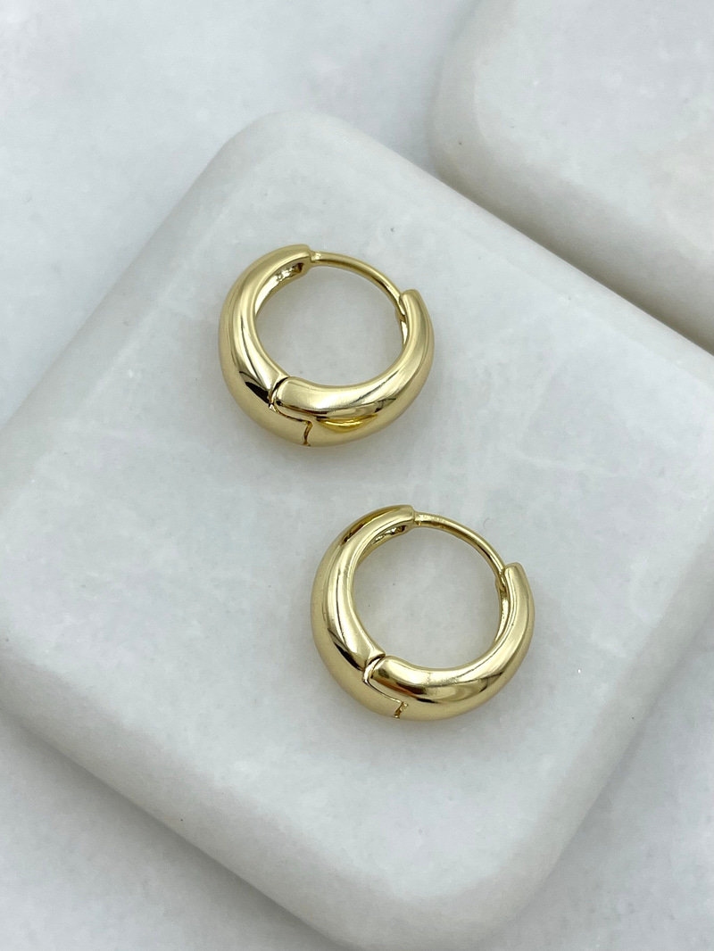 Özel Seri Bombeli Oval Damla Model Küpe Gold