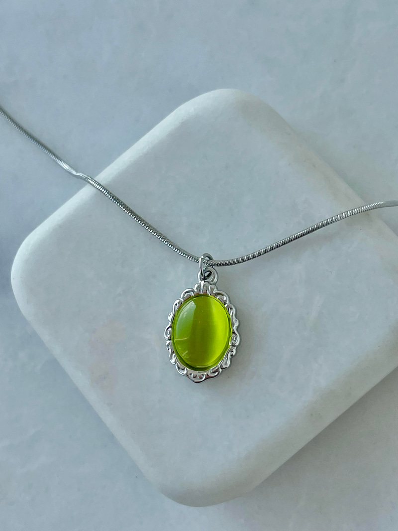Çelik Opal Taşlı Etnik Desen Kolye Yeşil-Gümüş