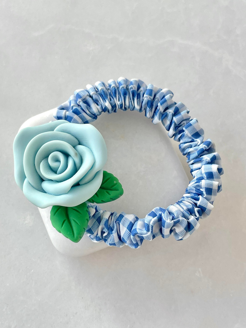 Gül Model Kareli Scrunchie Toka Mavi