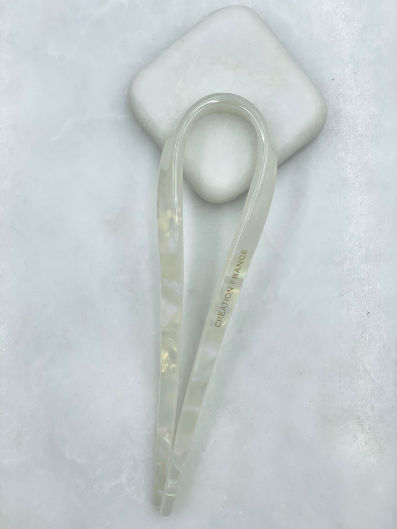Oval Kemik Topuz Tokası Beyaz