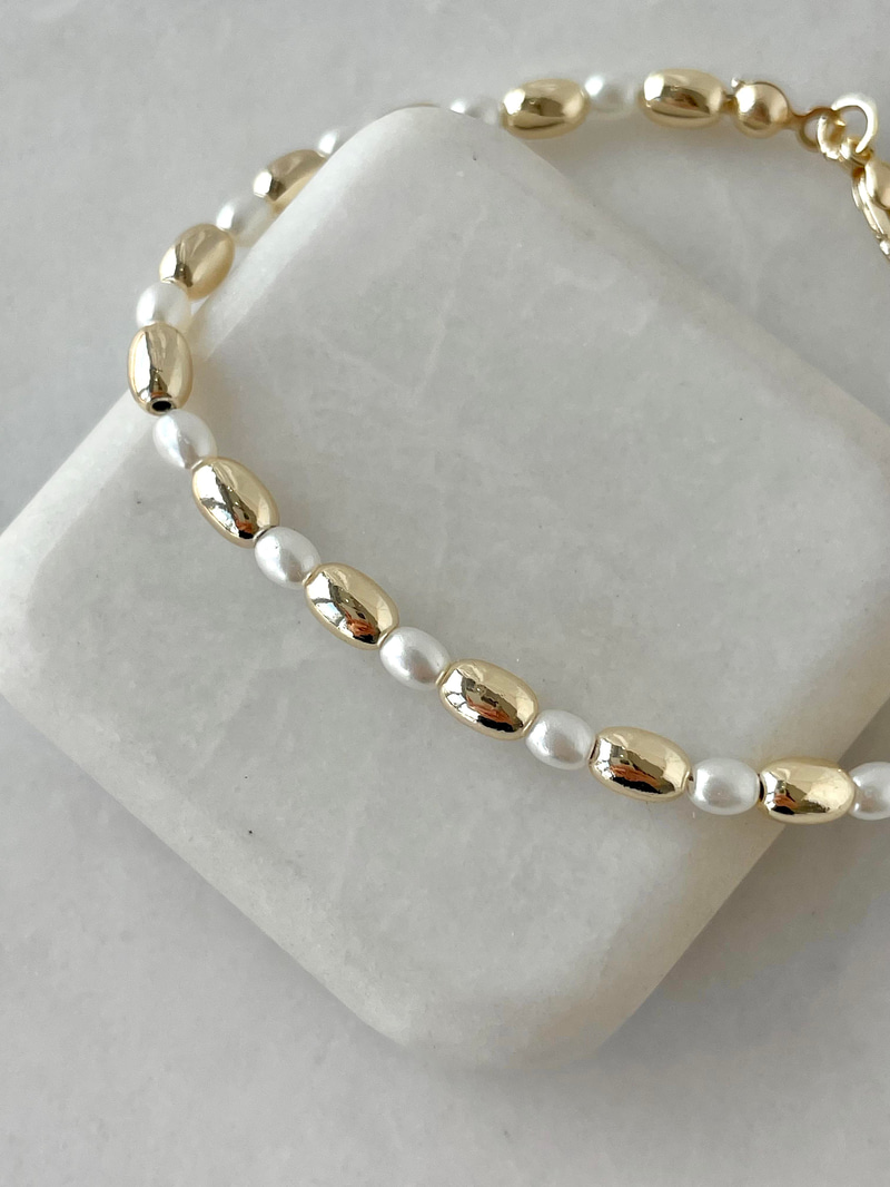 Boru Gold Detaylı İnci Bileklik