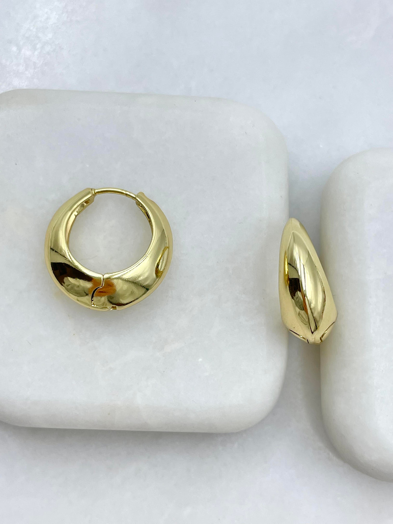 Özel Seri Bombe Oval Küpe Gold
