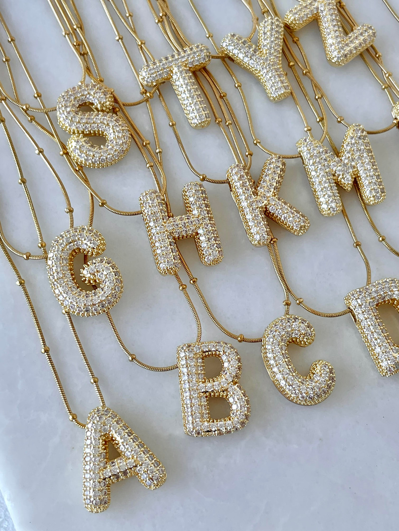 Çelik Gömme Taşlı Bombeli Harf Kolye Gold