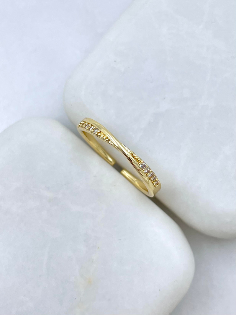 Altın Kaplama Minimal Çapraz Yüzük Gold