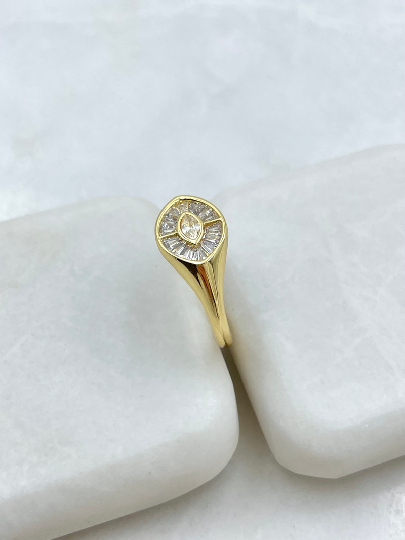 Altın Kaplama Sarı Kristal ve Baget Taşlı Yüzük Gold
