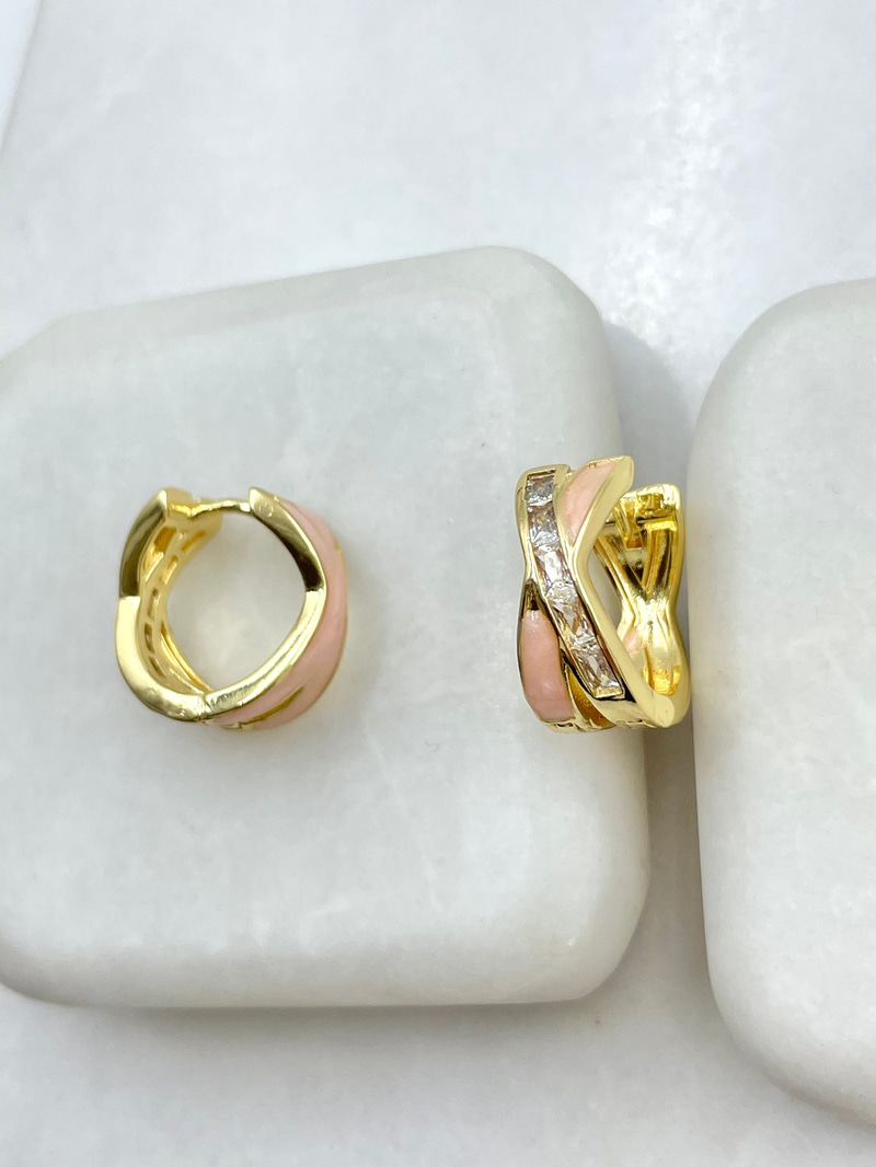 Mineli Kristal Taşlı Çapraz Model Halka Küpe Pembe
