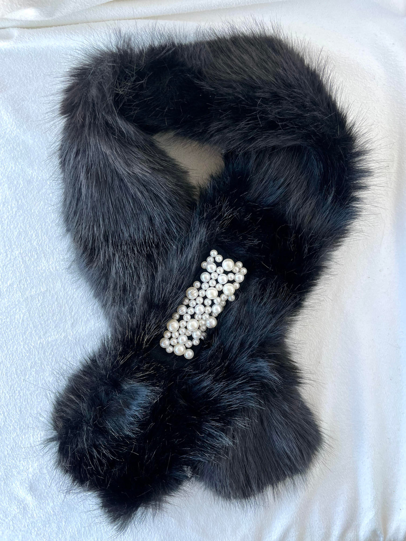 Peluş İnci Model Boyunluk Atkı Siyah