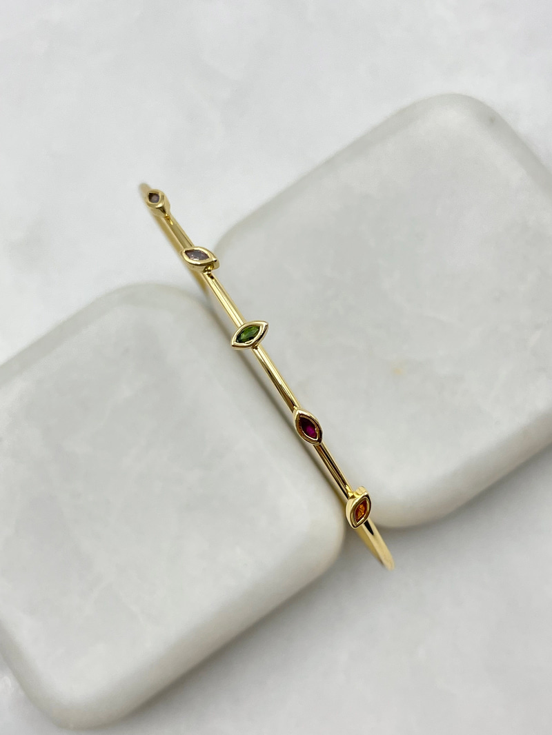 Renkli Kristal Taşlı Minimal Kelepçe Gold
