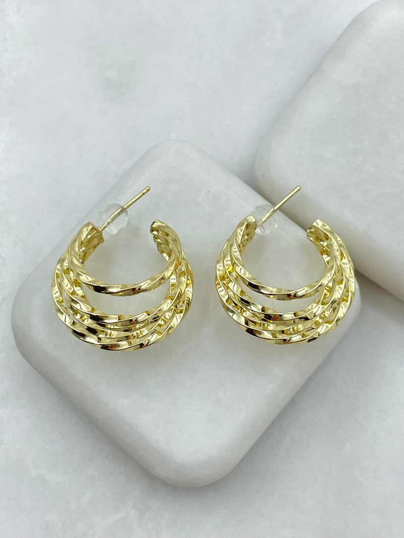 Altın Kaplama Beşli Görünüm Burgu C Model Küpe Gold