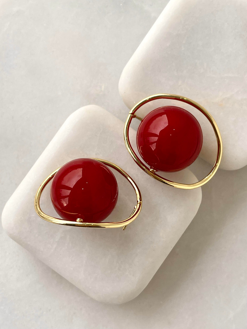 Oval Gold Detaylı Bordo Top Küpe