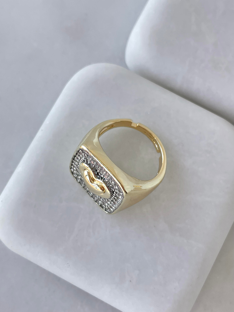 Altın Kaplama Çift Renk Gömme Taşlı Kalp Yüzük Gold