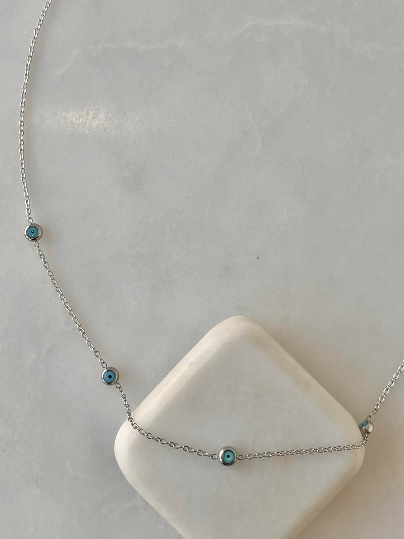 Çelik Beşli Minimal Nazar Boncuklu Kolye Gümüş