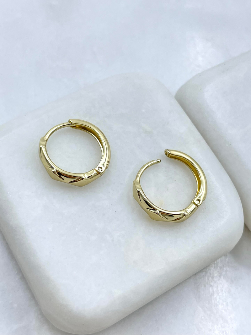 Özel Seri Üçgen Yansımalı Halka Küpe Gold