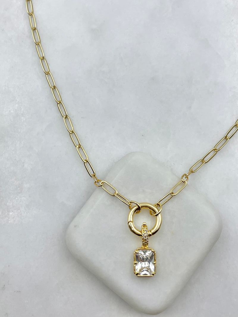 Dikdörtgen Kristal Sallantılı Ataç Zincir Kolye Gold