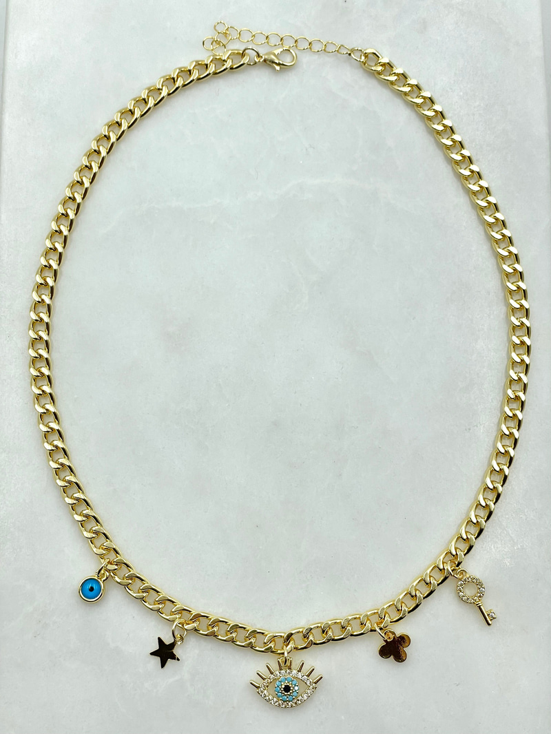 Gömme Taşlı Göz Sallantılı Zincir Kolye Gold