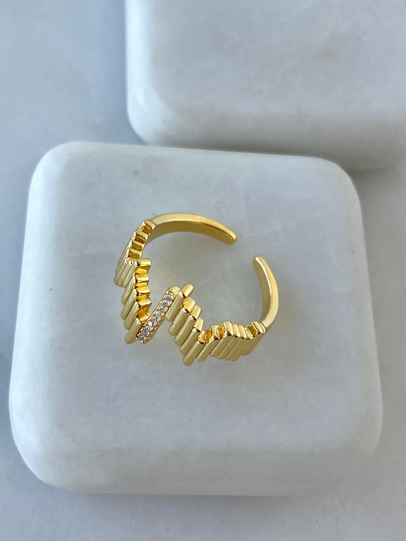 Altın Kaplama Kalp Atışı Yüzük Gold
