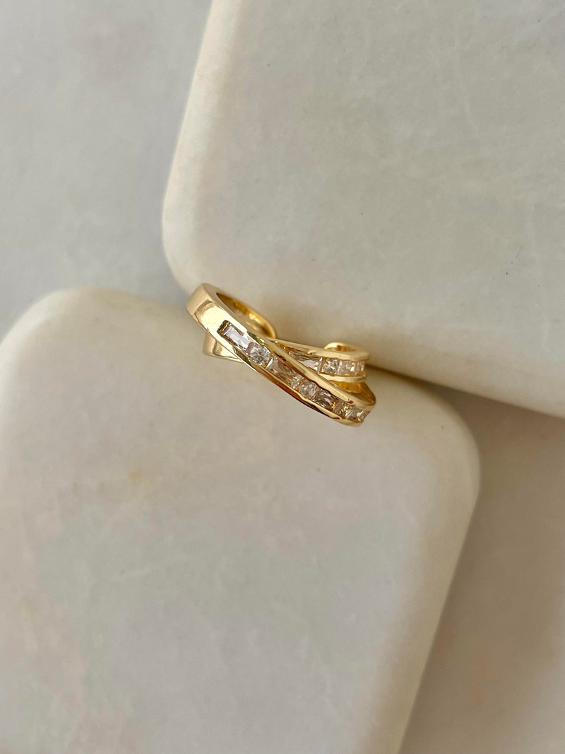 Altın Kaplama Kristal Taşlı Çift Halka Kıkırdak Küpe Gold