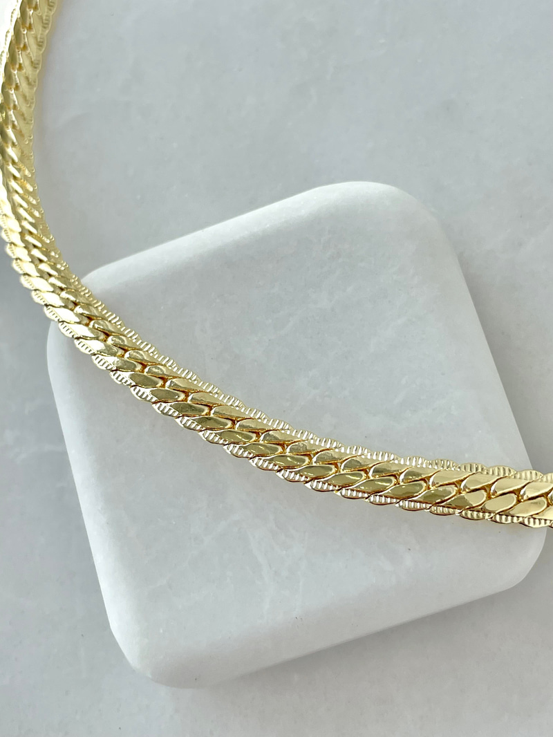 Lazer Kesim Ezme Zincir Kolye Gold