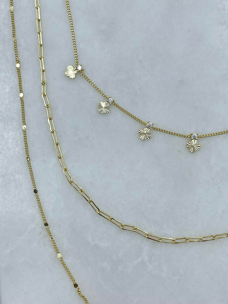 Altın Kaplama Lazer Kesim Yonca Sallantılı Minimal Üçlü Kolye Gold