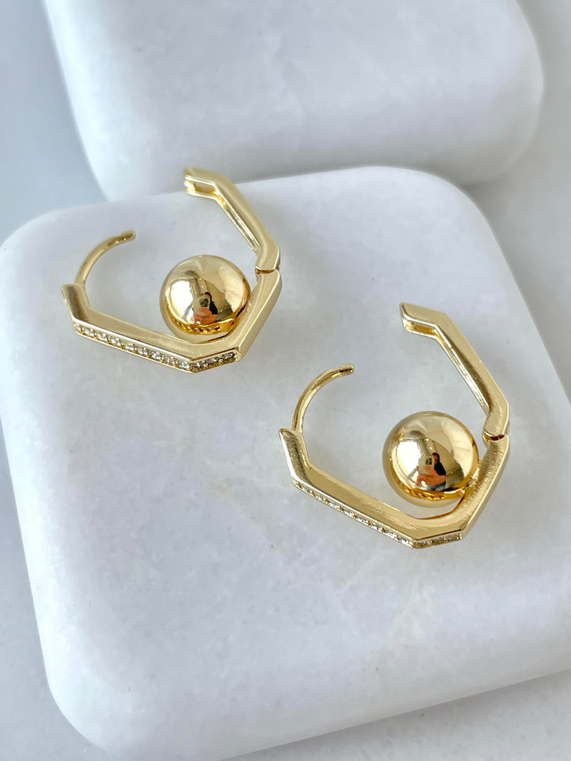 Özel Seri Gömme Taşlı Topçuk Küpe Gold