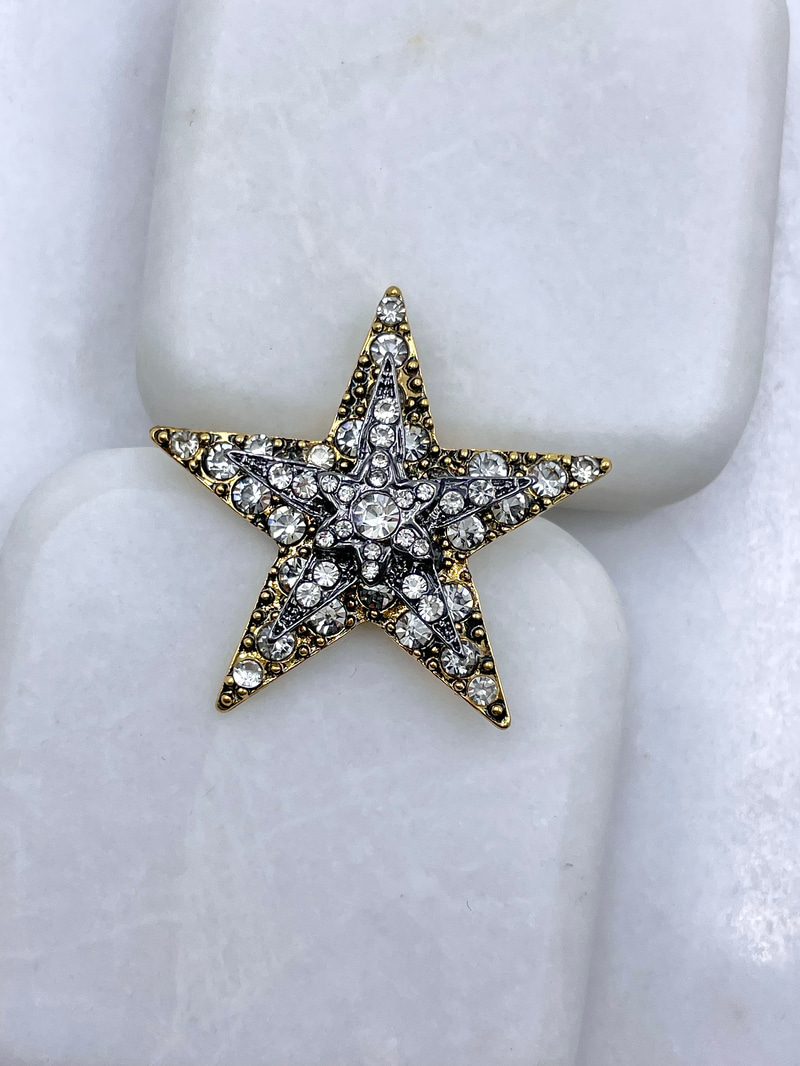 Kristal Taşlı Yıldız Broş Gold