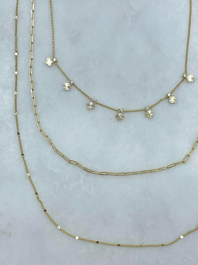 Altın Kaplama Lazer Kesim Yonca Sallantılı Minimal Üçlü Kolye Gold