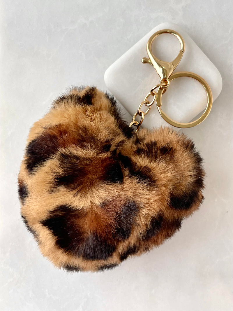 Peluş Leopar Kalp Anahtarlık