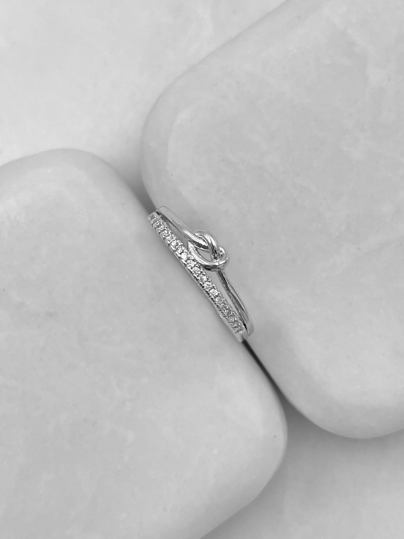 Gömme Taşlı Düğüm Model İkili Görünüm Serçe Parmak Yüzük Gümüş