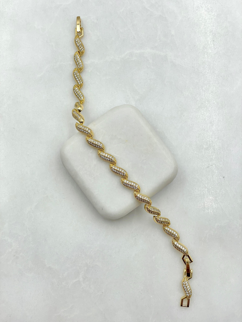 Gömme Taşlı Dalga Model Bileklik Gold