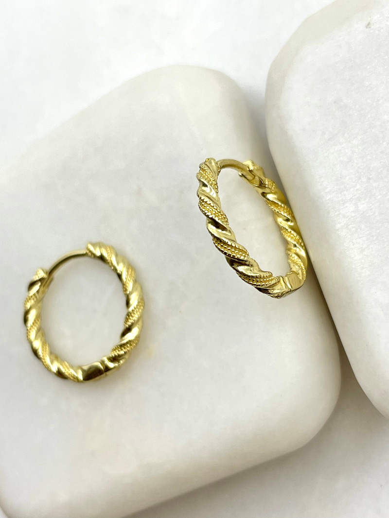 Özel Seri Işıltılı Burgu Küpe 1.7 cm Gold