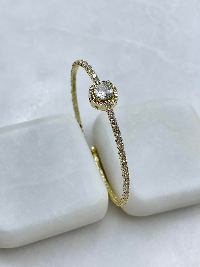 Altın Kaplama Kare Kristal Taşlı Su Yolu Yaylı Bileklik Gold