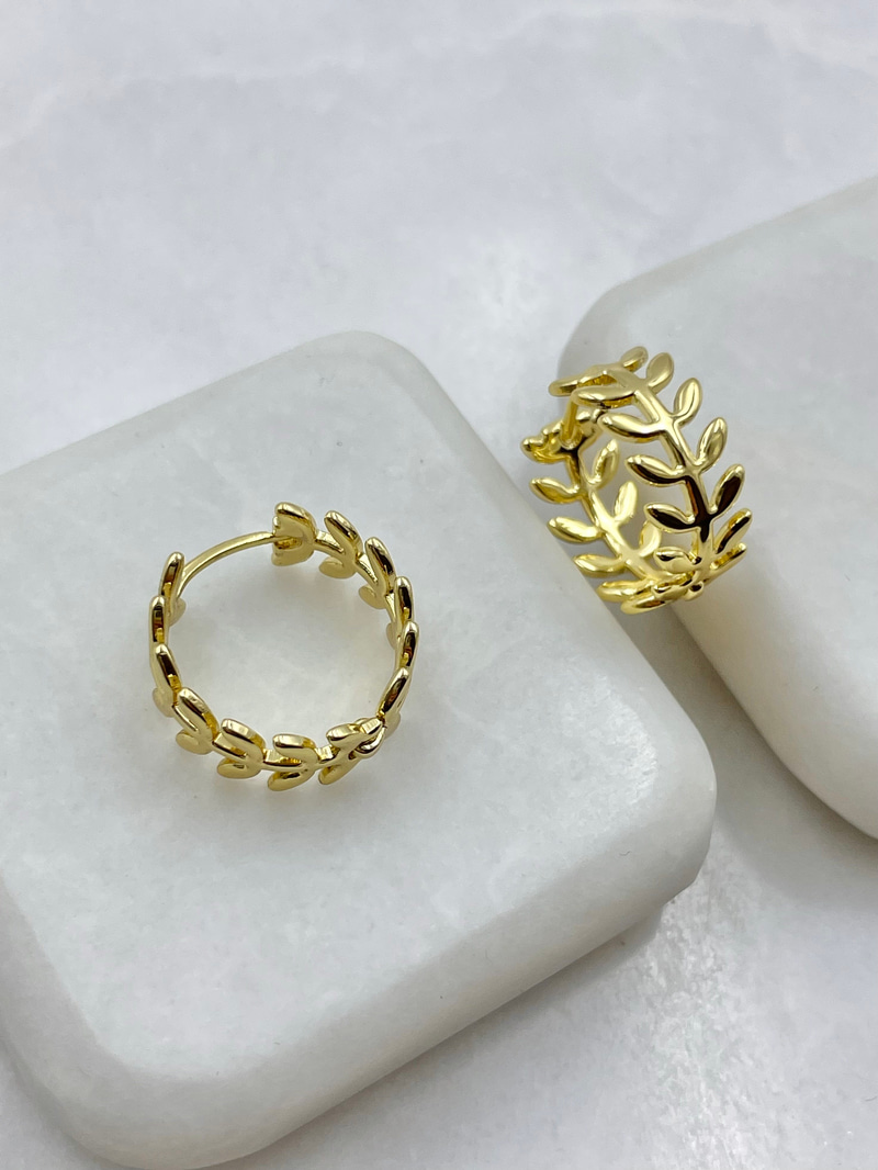 Özel Seri Yaprak Model Halka Küpe Gold