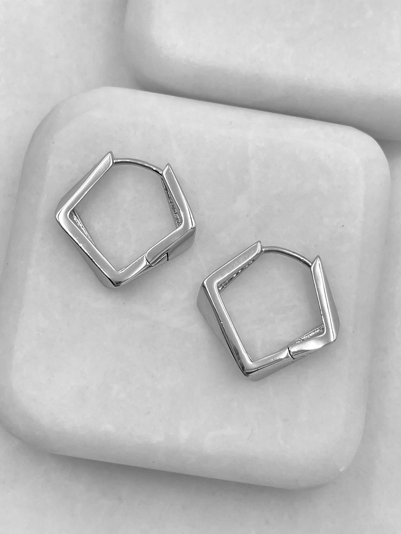 Özel Seri Köşeli Küpe 1.6 cm Gümüş