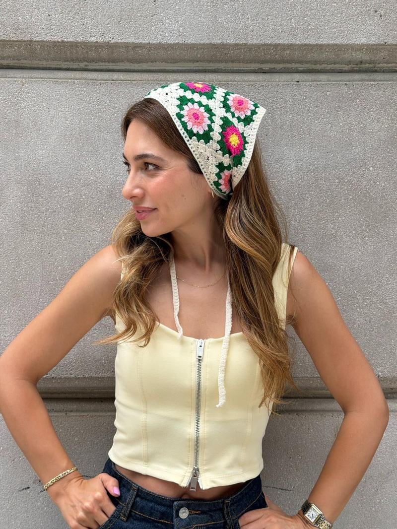Çiçek Desenli Örgü Bandana Krem