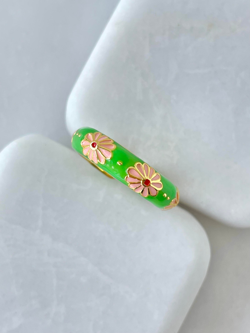 Altın Kaplama Renkli Mineli Çiçek Model Yüzük Yeşil
