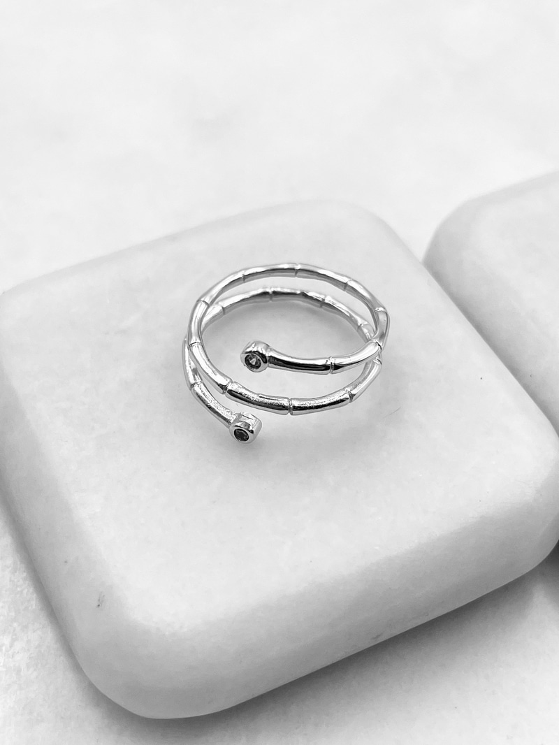 Minimal Taşlı Sarmal Yüzük Gümüş