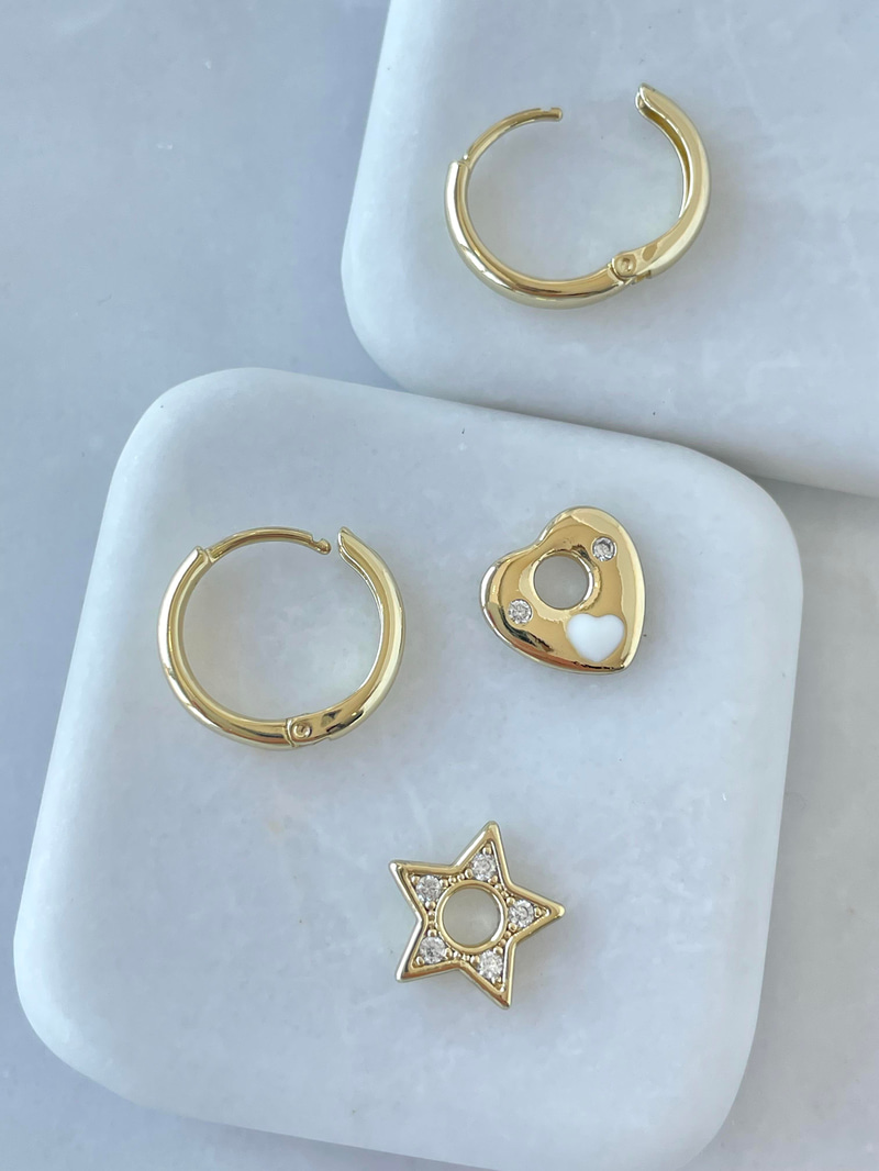Özel Seri Yıldız ve Kalp Charmlı Halka Küpe Gold