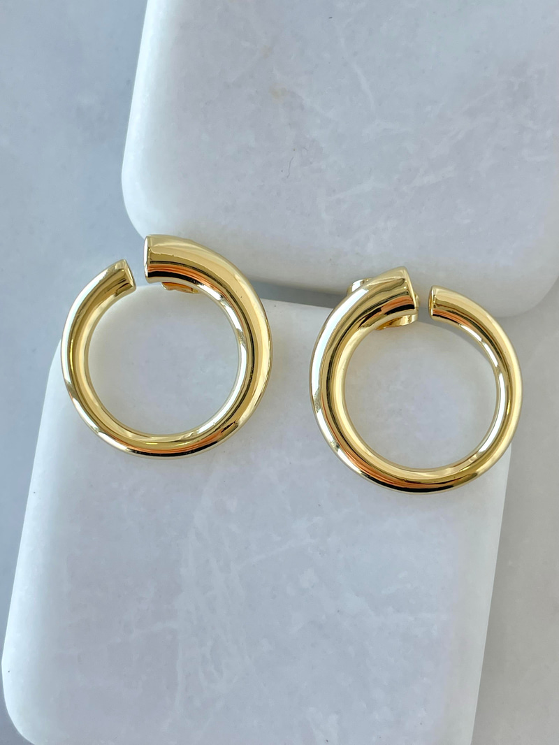 Özel Seri Birleşim Yuvarlak Küpe Gold