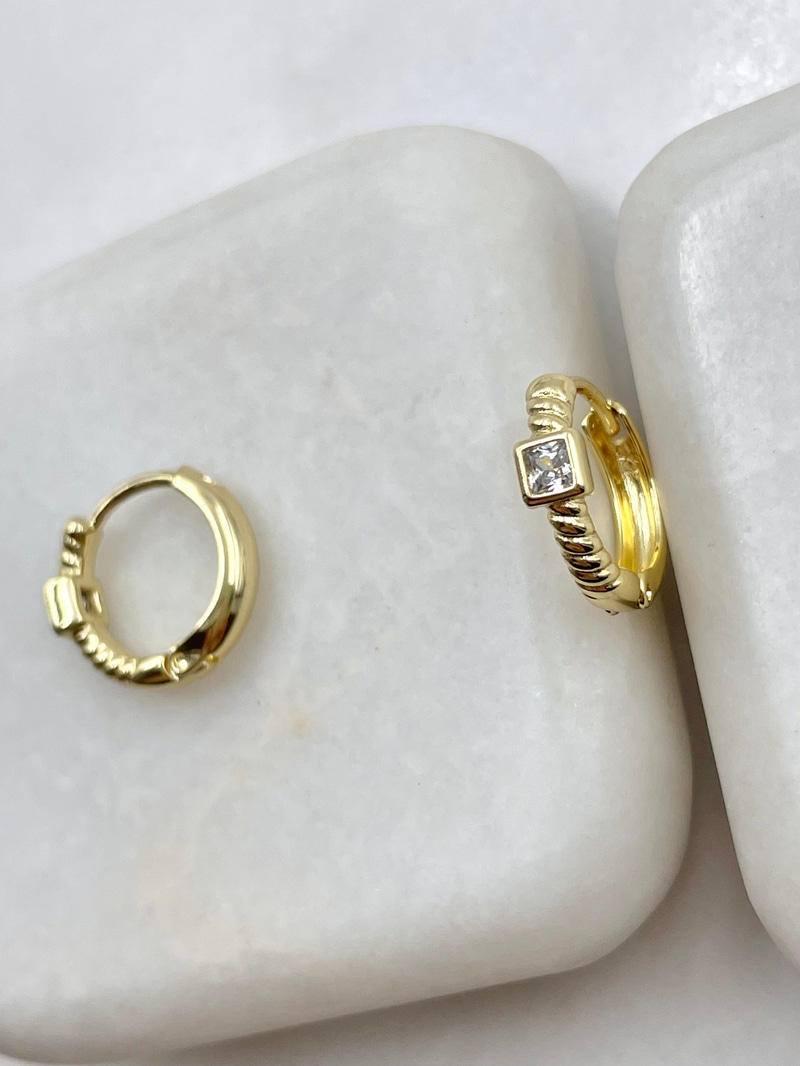 Özel Seri Kare Kristal Taşlı Burgu Halka Küpe Gold