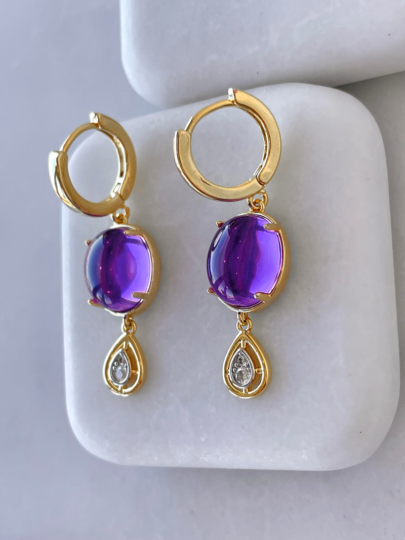 Altın Kaplama Mor Kedi Gözü Sallantılı Küpe Gold