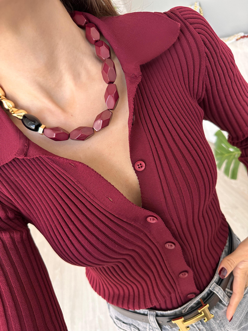 Siyah Detaylı Gold ve Bordo Kolye