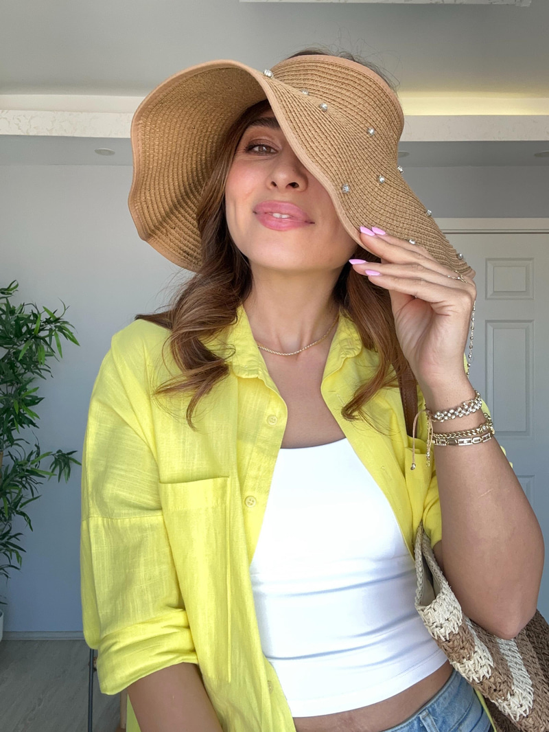 Taşlı Üstü Açık Hasır Vizör Şapka Camel