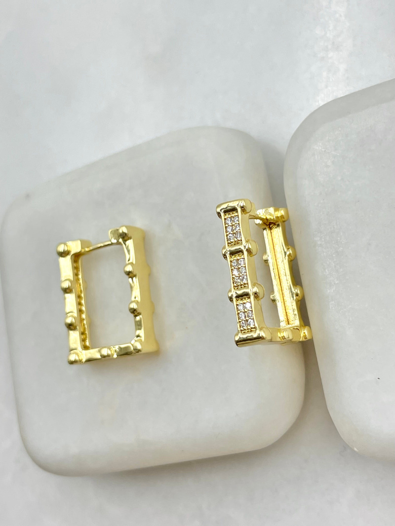 Özel Seri Zirkon Taşlı Tasarım Kare Küpe Gold