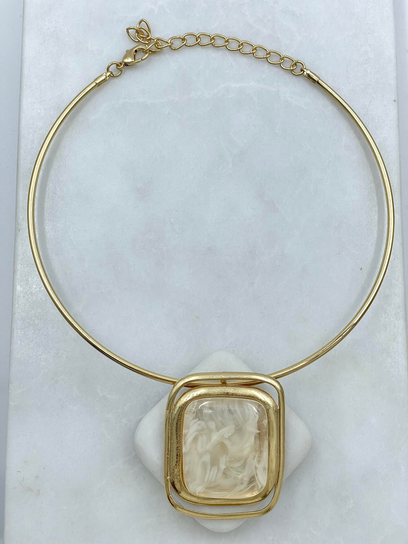 Altın Kaplama Doğal Taşlı Kare Model Vintage Choker Kolye Ekru